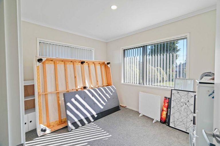 Photo of property in 12 Colac Street, Avondale, Christchurch, 8061