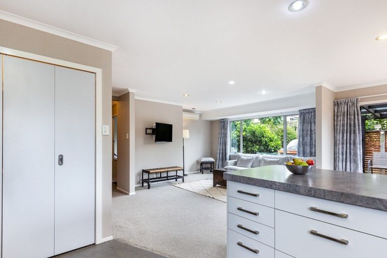 Photo of property in 7 Reeves Road, Acacia Bay, Taupo, 3330