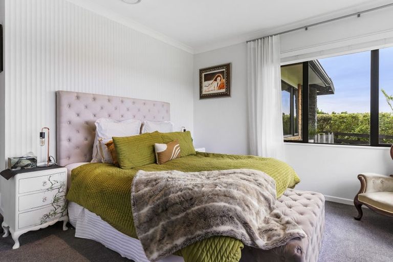 Photo of property in 14 Jenny Lane, Waiuku, 2123