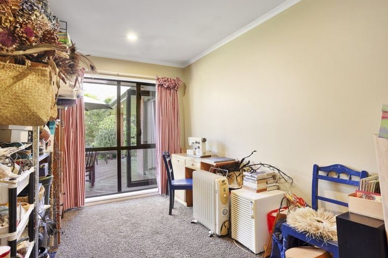 Photo of property in 5 Hinton Place, Rangiora, 7400