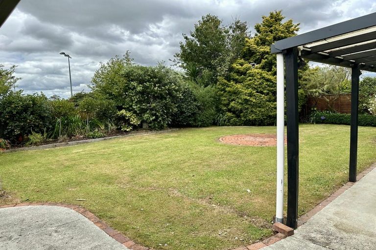 Photo of property in 42 Puriri Terrace, Roslyn, Palmerston North, 4414