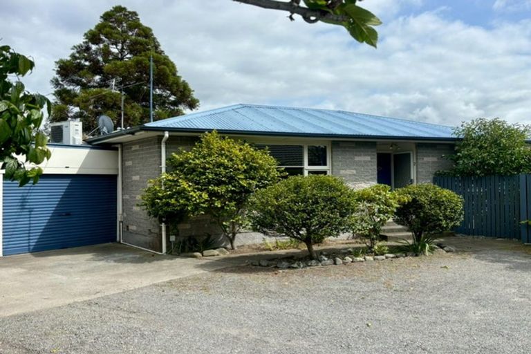 Photo of property in 2/131b Mcfaddens Road, Saint Albans, Christchurch, 8052