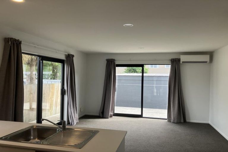 Photo of property in 8 League Lane, Phillipstown, Christchurch, 8011