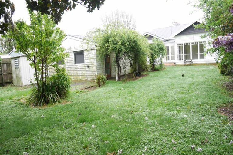 Photo of property in 35 Weka Street, Fendalton, Christchurch, 8041