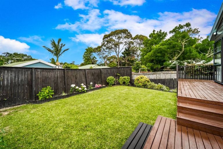 Photo of property in 70b Gledstane Road, Stanmore Bay, Whangaparaoa, 0932