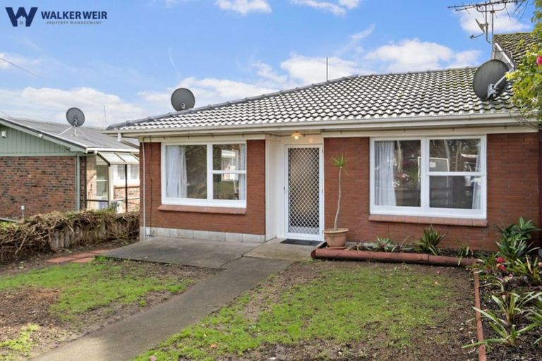 Photo of property in 3/680 Pakuranga Road, Howick, Auckland, 2010