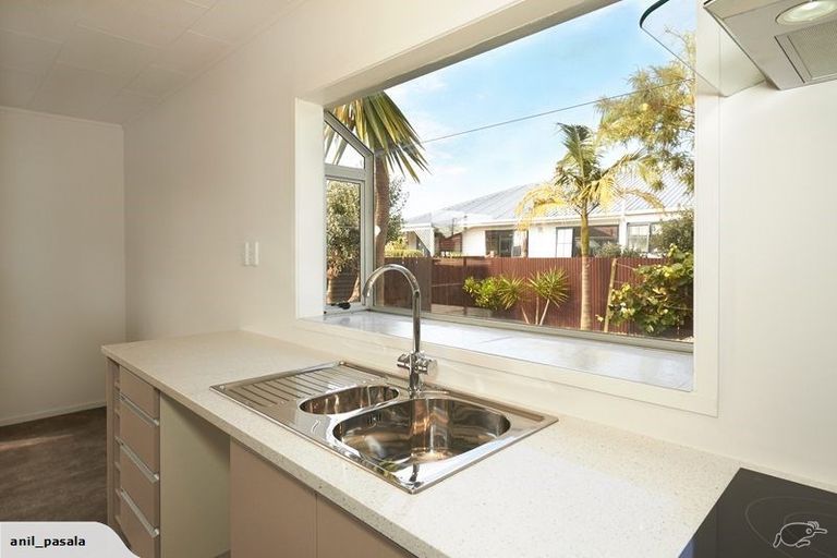 Photo of property in 2/36 Miro Street, New Lynn, Auckland, 0600