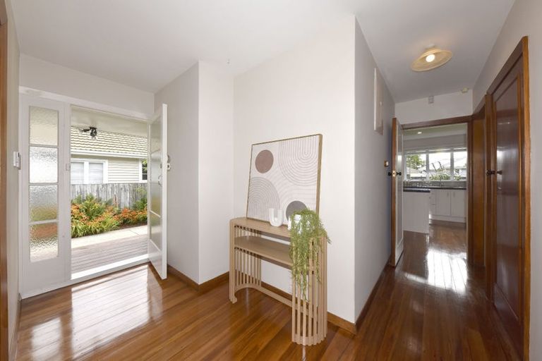 Photo of property in 4 Pamir Street, Mairehau, Christchurch, 8052