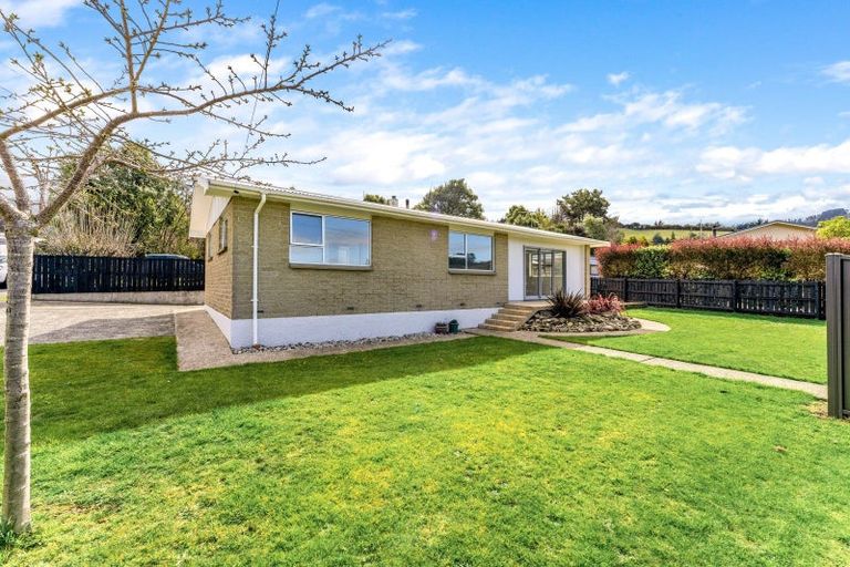 Photo of property in 2 Kaira Street, Sawyers Bay, Port Chalmers, 9023