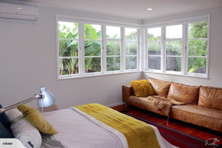 Photo of property in 2 Jutland Road, Pukekohe, 2120