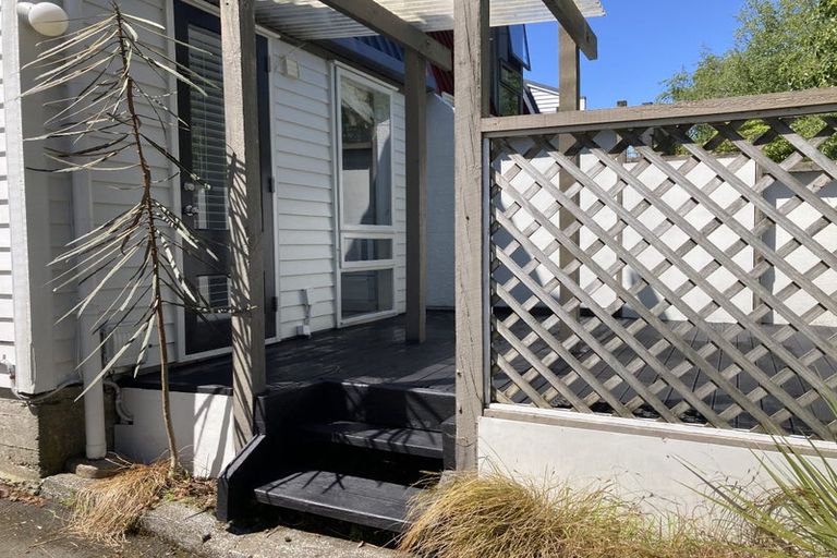 Photo of property in 26a Ranelagh Street, Karori, Wellington, 6012