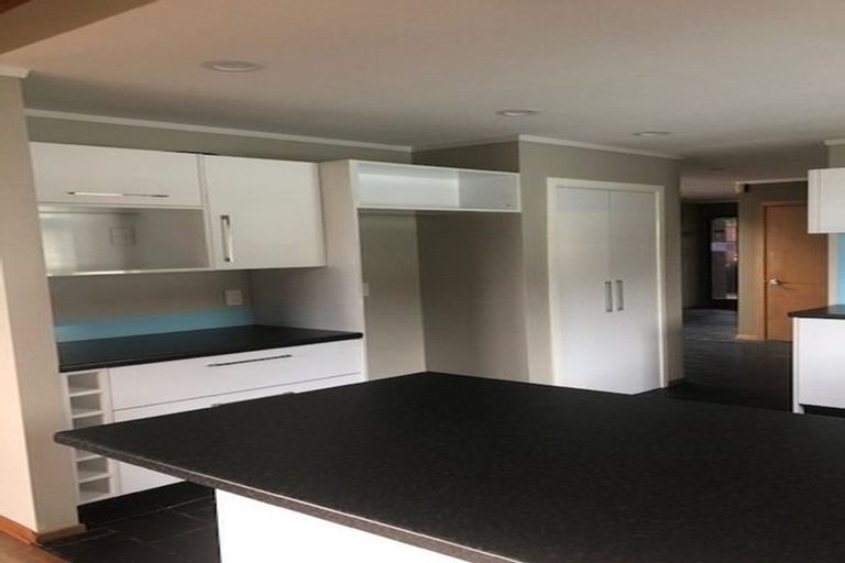 Photo of property in 14 Pa Road, Pukerua Bay, 5026