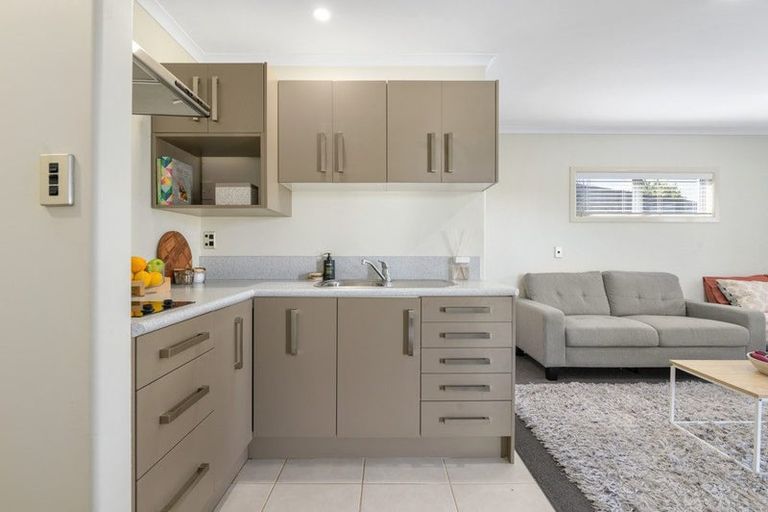 Photo of property in 102 Rototuna Road, Rototuna, Hamilton, 3210