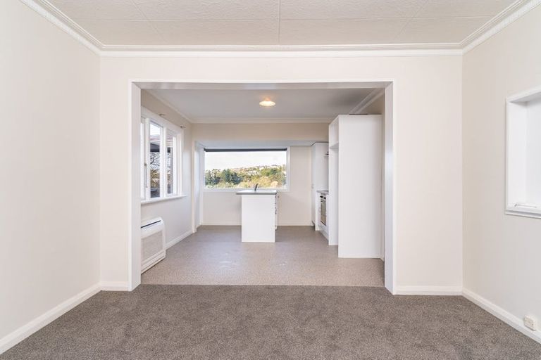 Photo of property in 8 Robinson Street, Lookout Point, Dunedin, 9011