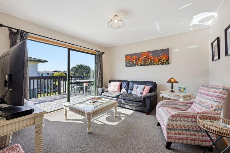 Photo of property in 166 Torkar Road, Clarks Beach, 2122