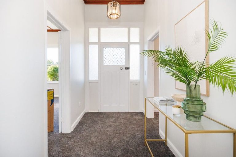 Photo of property in 45 Limbrick Street, Terrace End, Palmerston North, 4410