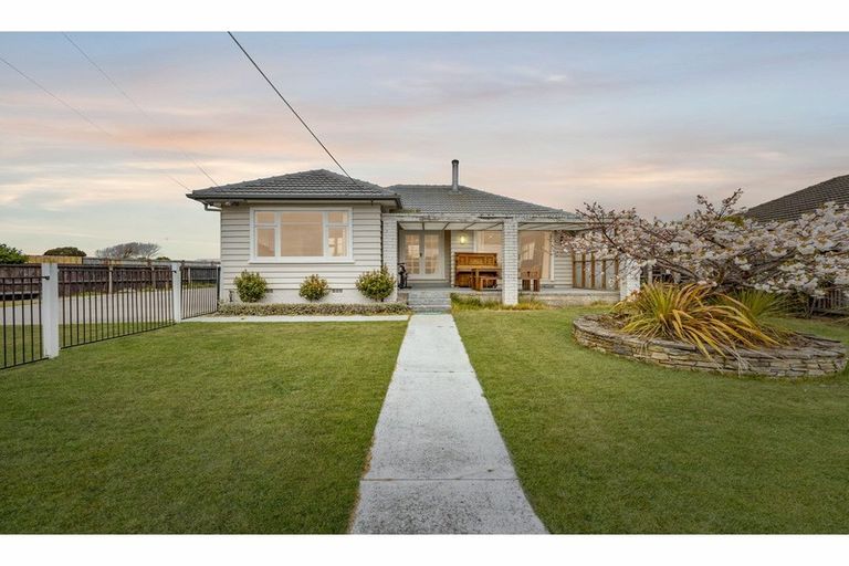Photo of property in 8 Pandora Street, North New Brighton, Christchurch, 8083