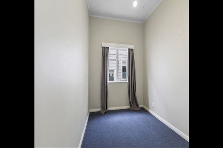 Photo of property in 23 Trent Street, Island Bay, Wellington, 6023