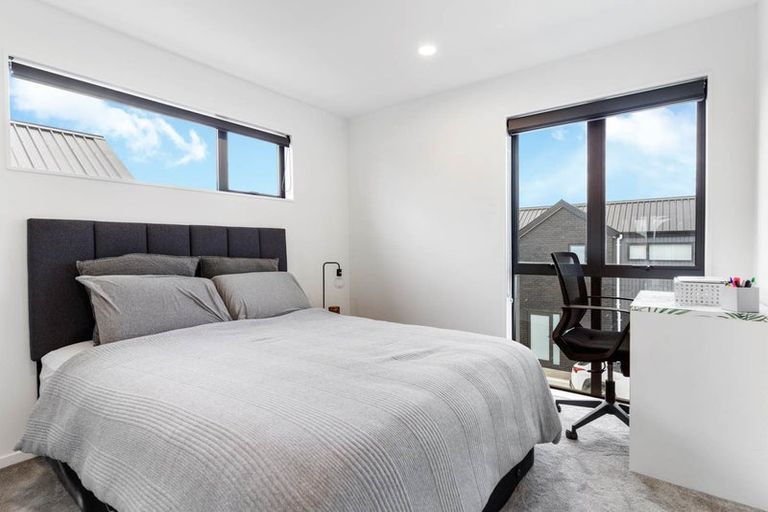 Photo of property in 6/12 Ayr Road, Pakuranga, Auckland, 2010