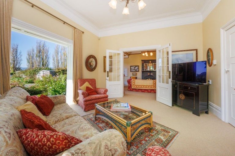 Photo of property in 914 Napier Road, Whakarongo, Palmerston North, 4470