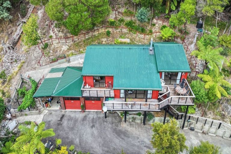 Photo of property in 25a Milton Terrace, Picton, 7220