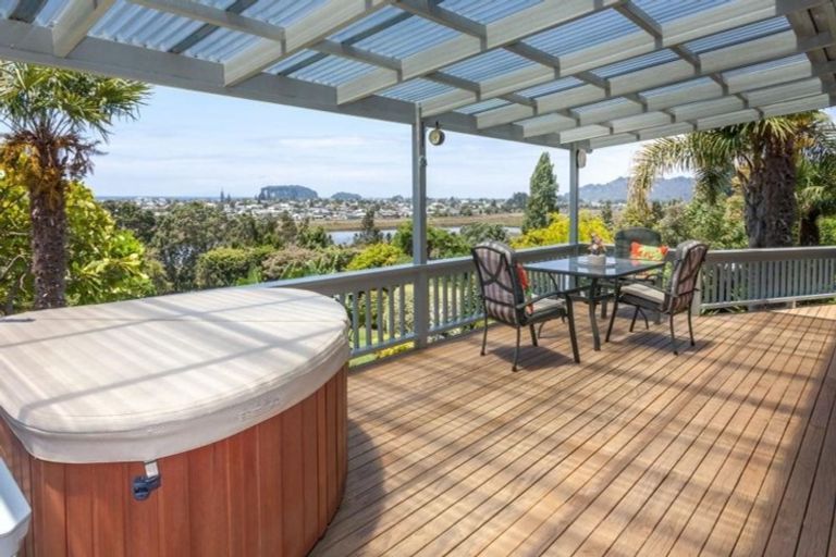 Photo of property in 16 Gregory Lane, Whangamata, 3691