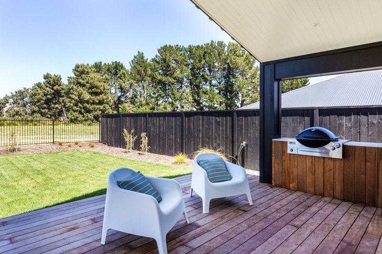 Photo of property in 122 Harakeke Drive, Wharewaka, Taupo, 3330
