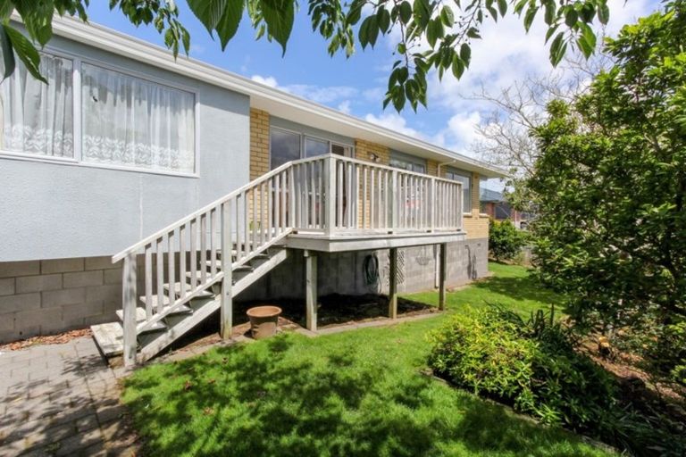 Photo of property in 9 Ashmore Drive, Frankleigh Park, New Plymouth, 4310
