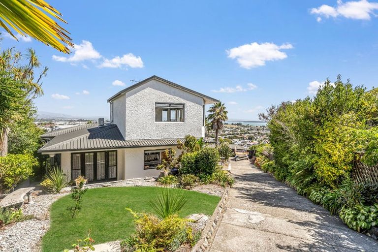 Photo of property in 51 Tosswill Road, Tahunanui, Nelson, 7011