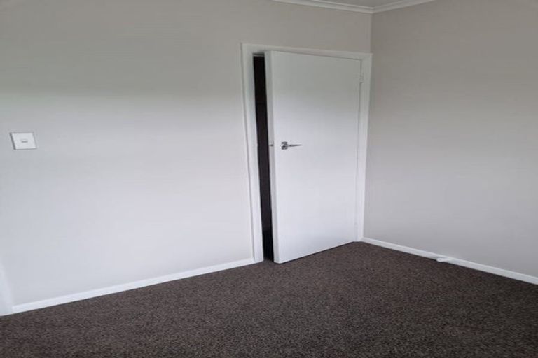 Photo of property in 1090a Fergusson Drive, Clouston Park, Upper Hutt, 5018