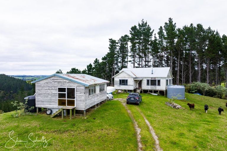 Photo of property in 623 Bickerstaffe Road, Maungaturoto, 0587