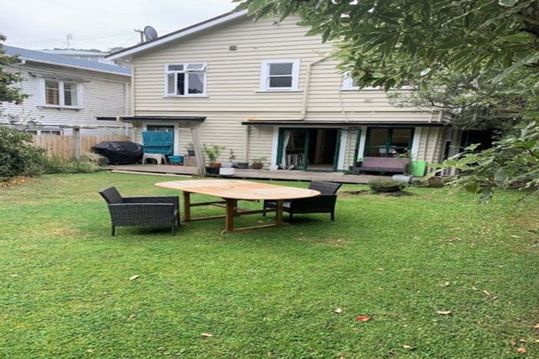 Photo of property in 51 Hataitai Road, Hataitai, Wellington, 6021