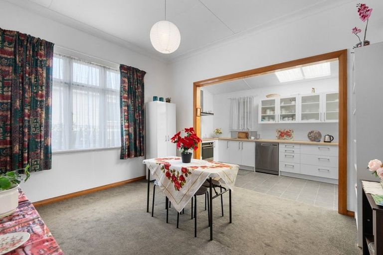 Photo of property in 124 Prince Albert Road, Saint Kilda, Dunedin, 9012