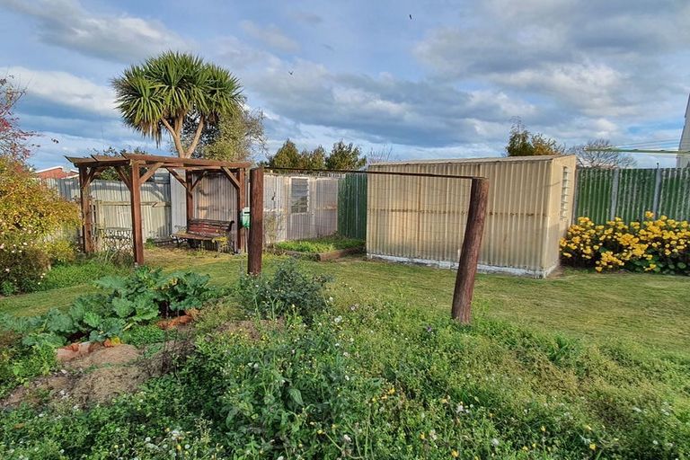 Photo of property in 15 Michael Street, Waimate, 7924