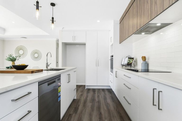 Photo of property in 16 Goodwin Crescent, Pyes Pa, Tauranga, 3112