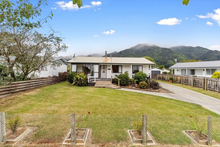 Photo of property in 32 Stirling Street, Te Aroha, 3320