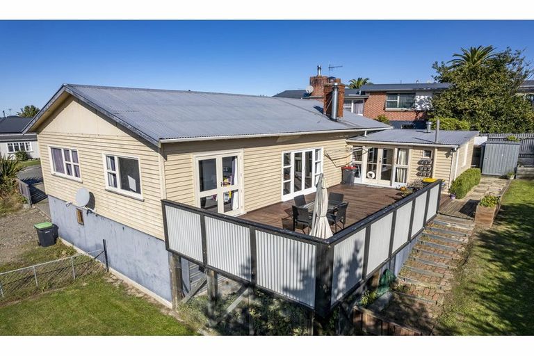 Photo of property in 32 Regent Street, West End, Timaru, 7910