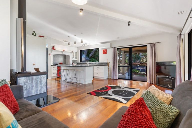 Photo of property in 12a Fishermans Bend, Whiritoa, Whangamata, 3691