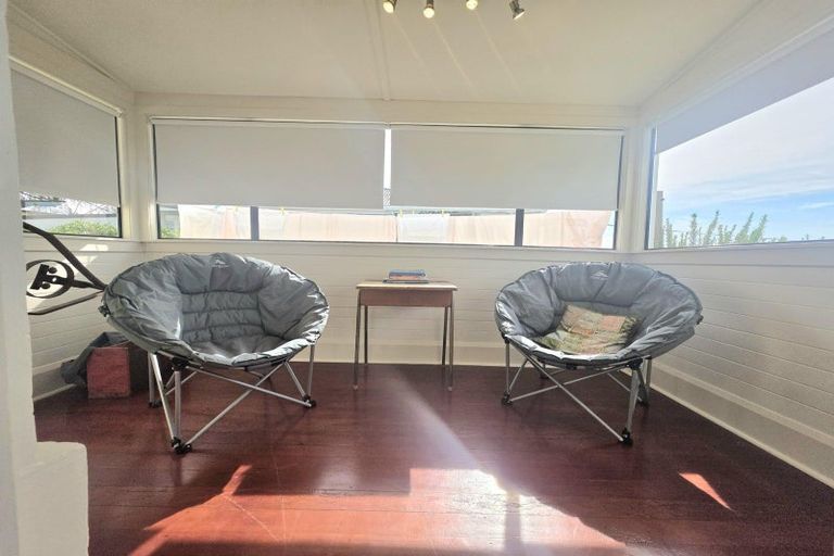 Photo of property in 10a Wharfe Street, South Hill, Oamaru, 9400