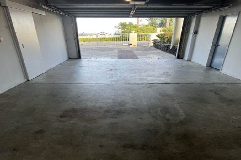 Photo of property in 2a Castor Bay Road, Castor Bay, Auckland, 0620