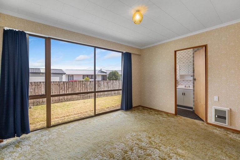 Photo of property in 209 Parklands Avenue, Bell Block, New Plymouth, 4312