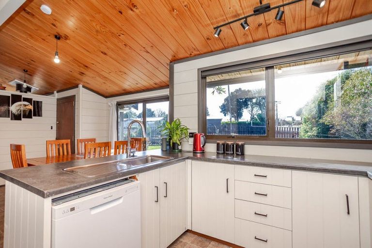 Photo of property in 51 Guy Street, Dannevirke, 4930