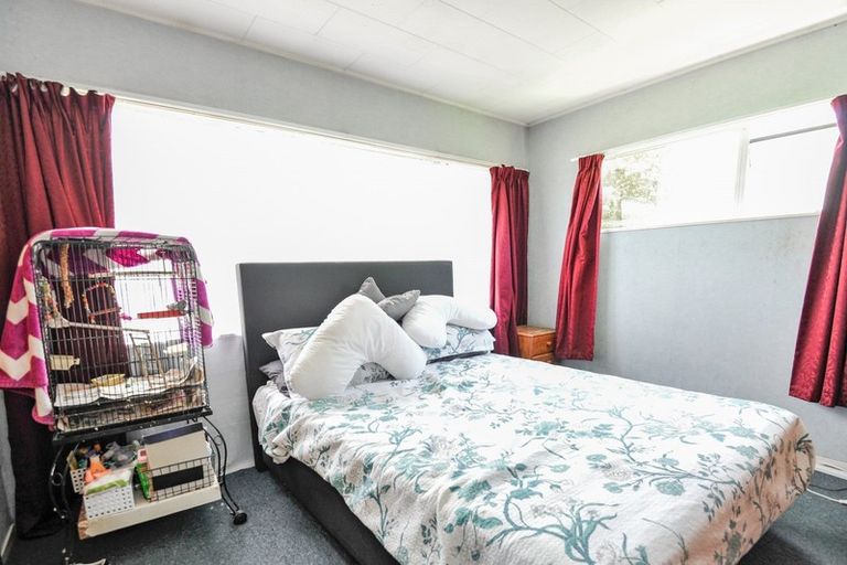 Photo of property in 27 Tucker Lane, Clive, 4102