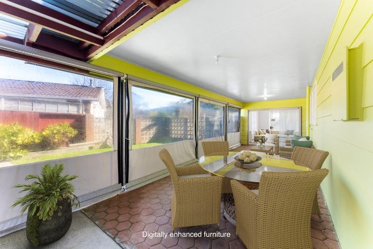 Photo of property in 2 Akron Grove, Totara Park, Upper Hutt, 5018