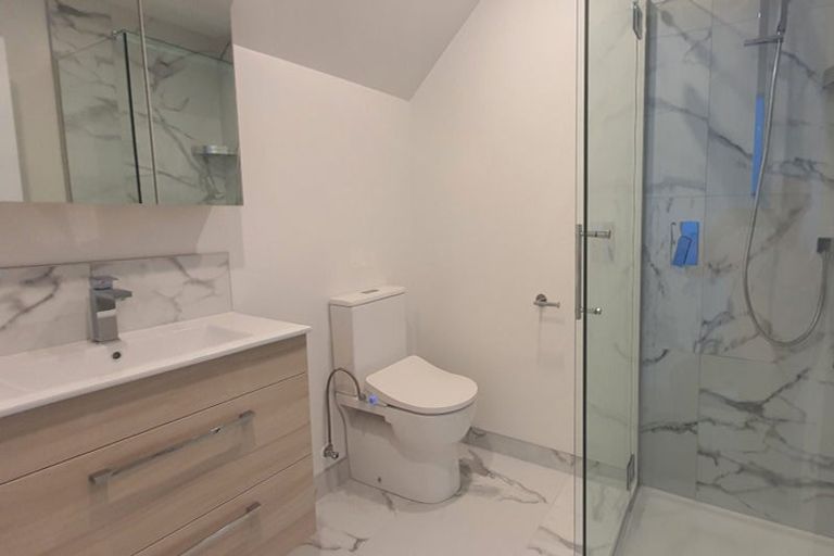 Photo of property in 8/42 Kaikoura Street, Henderson, Auckland, 0612