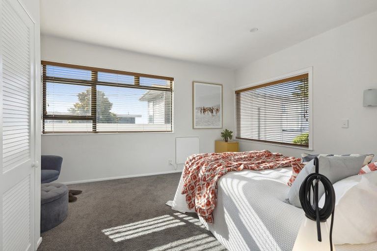 Photo of property in 40 Seatoun Heights Road, Seatoun, Wellington, 6022