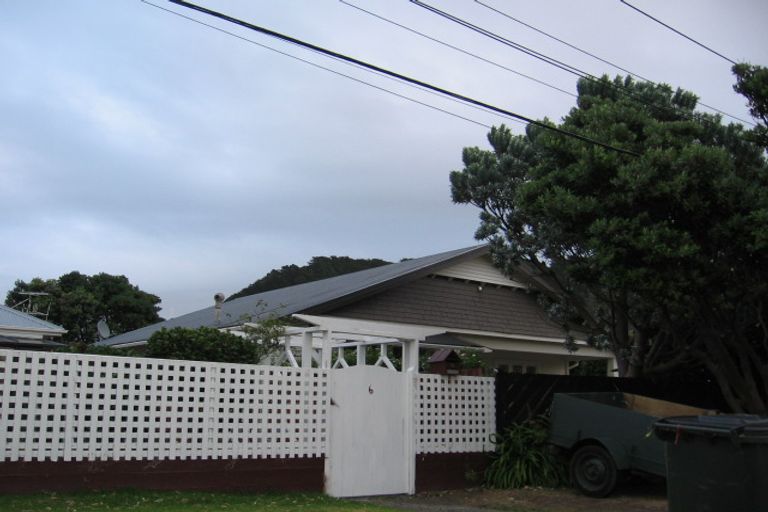 Photo of property in 4 Gore Street, Seatoun, Wellington, 6022