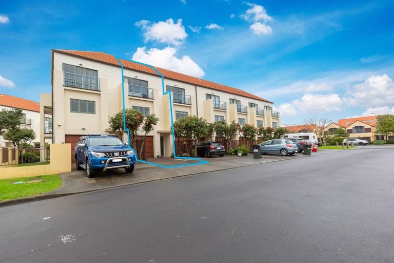 Photo of property in 54 Waterside Crescent, Gulf Harbour, Whangaparaoa, 0930