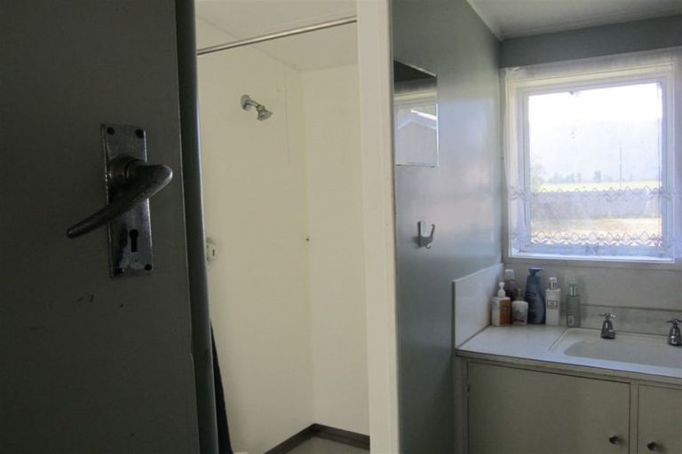 Photo of property in 34 Wanganui Flat Road, Harihari, 7884