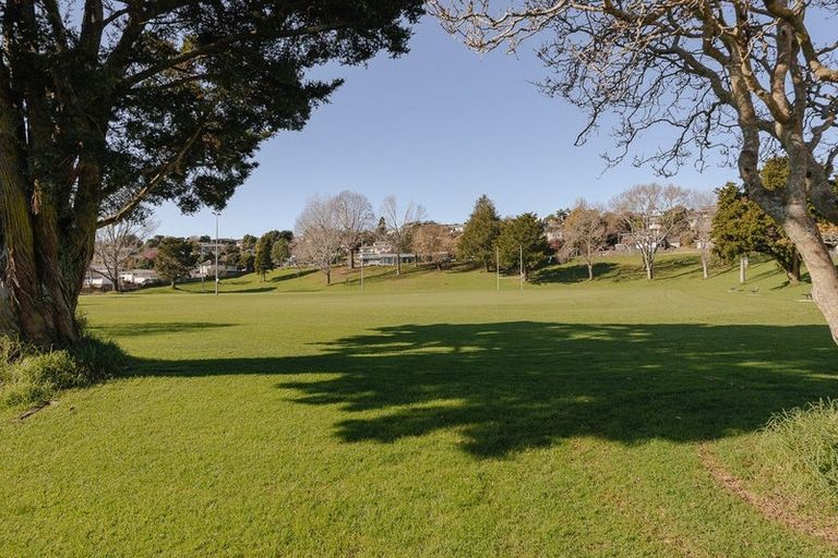 Photo of property in 96b Sherwood Street, Bellevue, Tauranga, 3110